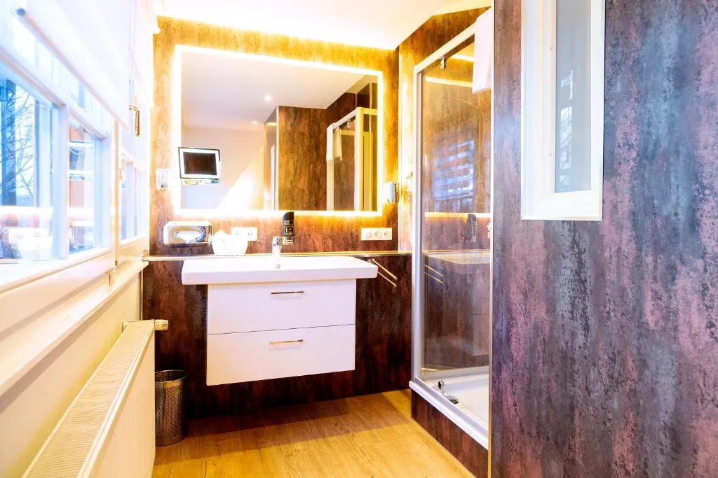 Badezimmer im Hotel Villa Monte Vino Potsdam (7)