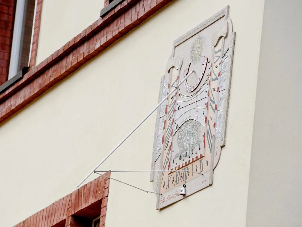 Villa Monte Vino Potsdam – Außenansicht der historischen Turmvilla (12)